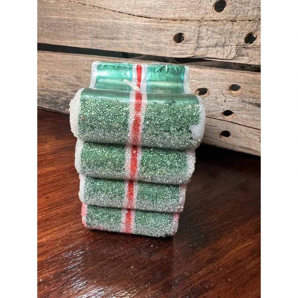 The Unbranded Brand adorable glittery